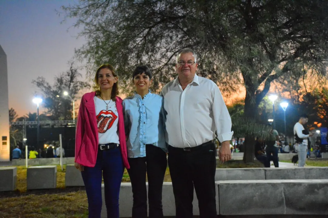 El intendente de Castelli inauguró las obras de la Plaza San Martín 